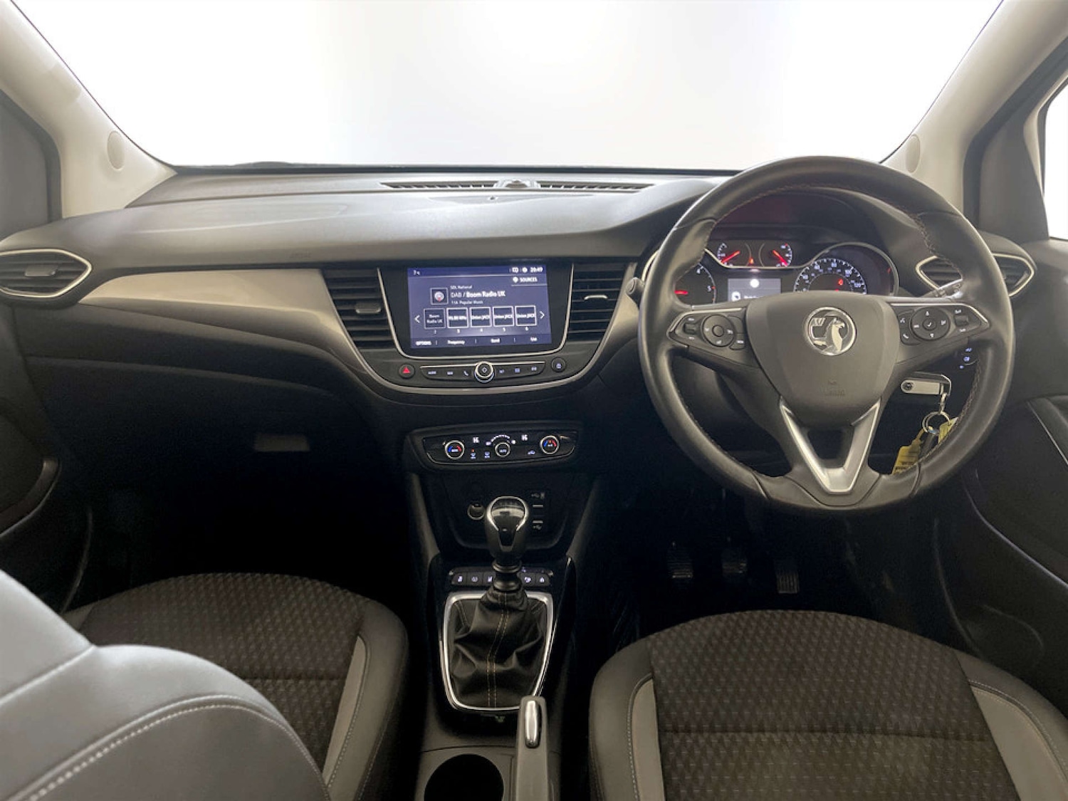 Used Vauxhall Crossland X 2018 for sale - 77227750: Photo 3