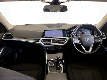 Used BMW 3 Series 2021 for sale - 75523462: Photo