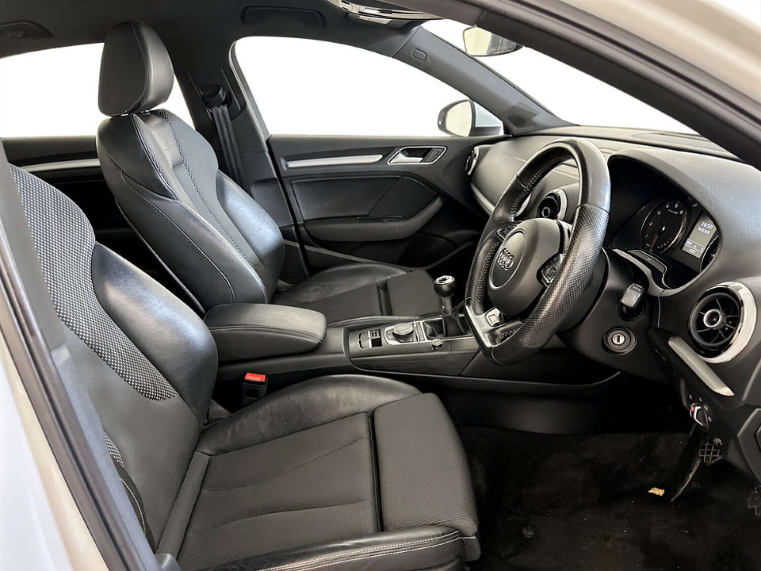 Used Audi A3 2015 for sale - 77765839: Photo 13