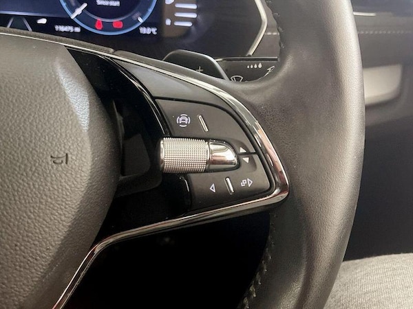Used Skoda Octavia 2021 for sale - 76302679: Photo 19