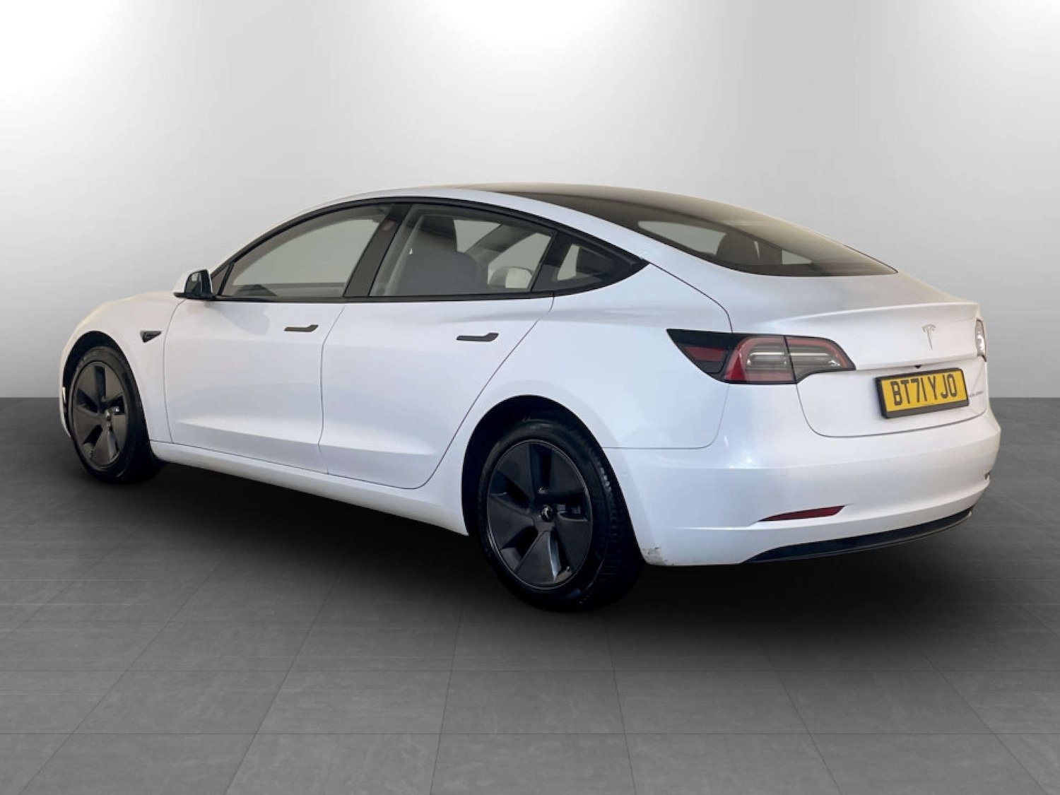 Used Tesla Model 3 2021 for sale - 77453626: Photo 7