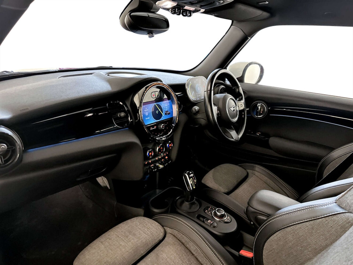 Used MINI Hatch 2022 for sale - 77693781: Photo 12