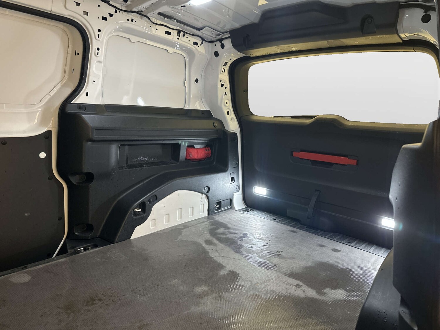 Used Volkswagen ID.Buzz 2024 for sale - 78175623: Photo 14