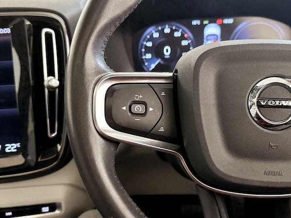 Used Volvo XC40 2021 for sale - 76209294: Photo 17