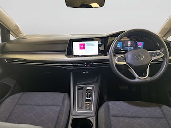 Used Volkswagen Golf 2023 for sale - 78617771: Photo