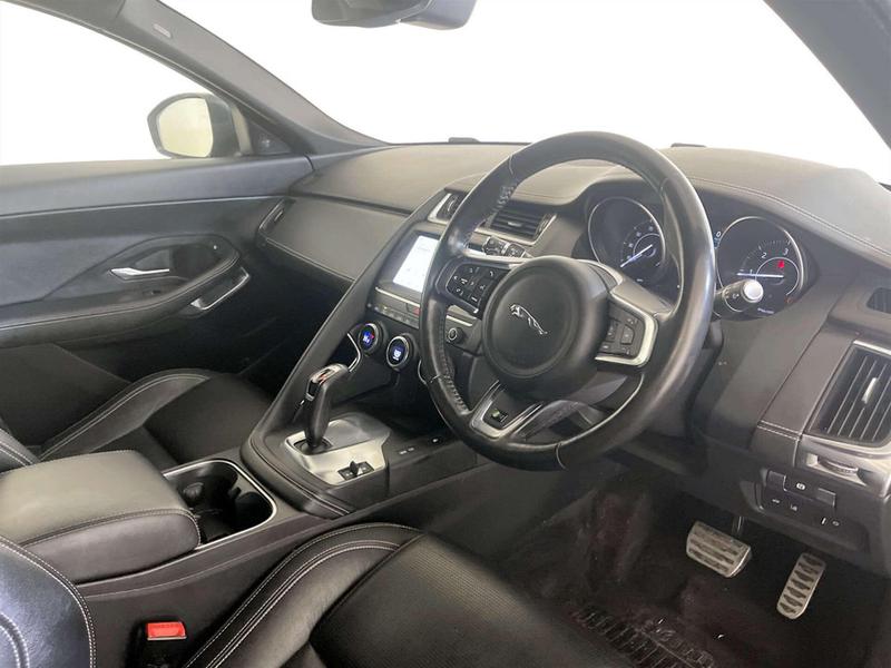 Used Jaguar E-Pace 2018 for sale - 77063909: Photo 16