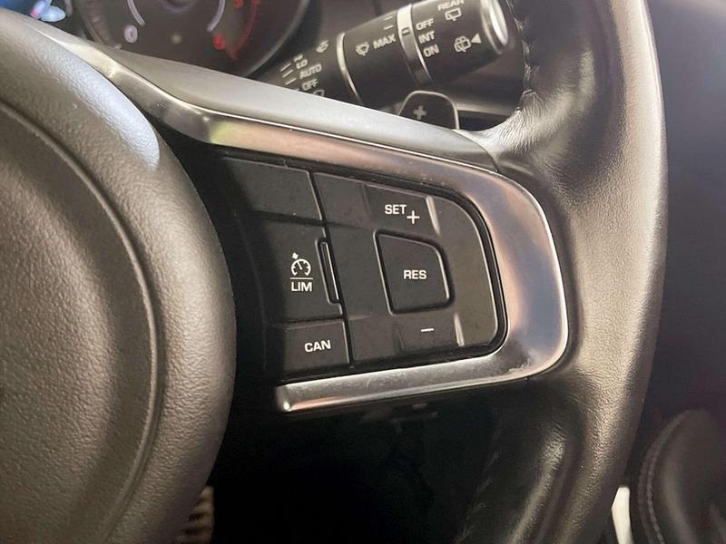 Used Jaguar E-Pace 2018 for sale - 77063909: Photo 20