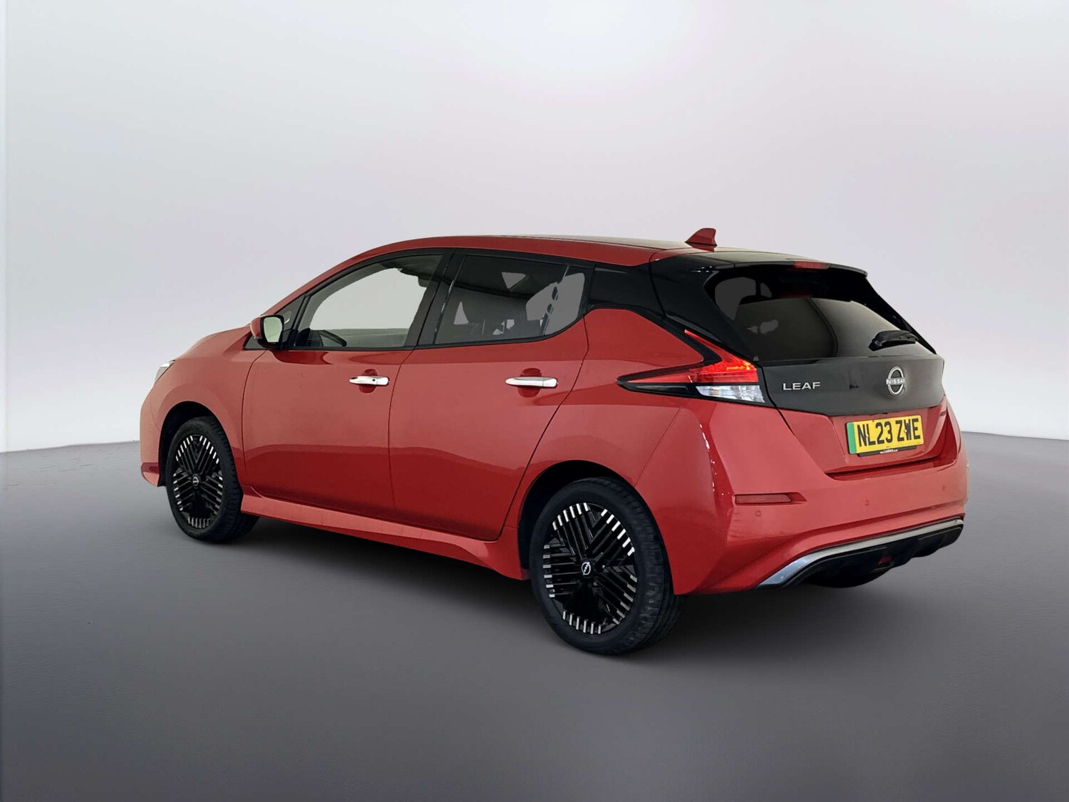 Used Nissan Leaf 2023 for sale - 78124727: Photo 8