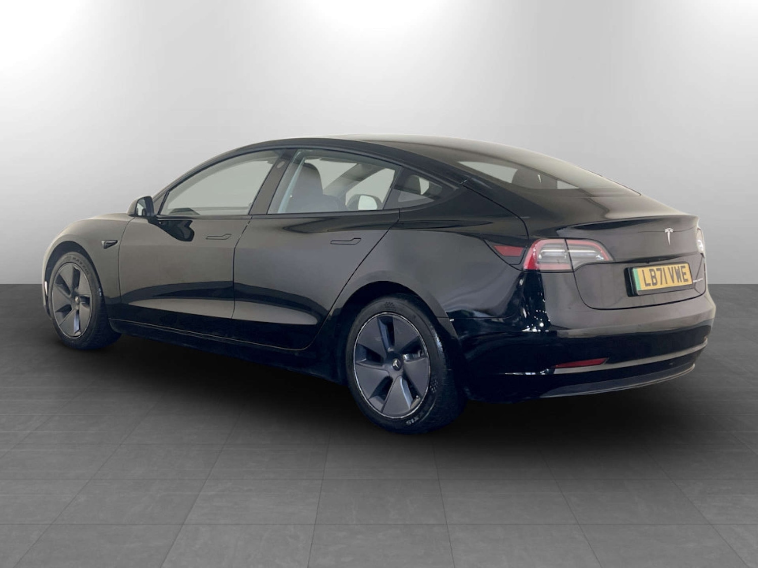 Used Tesla Model 3 2021 for sale - 77720538: Photo 8