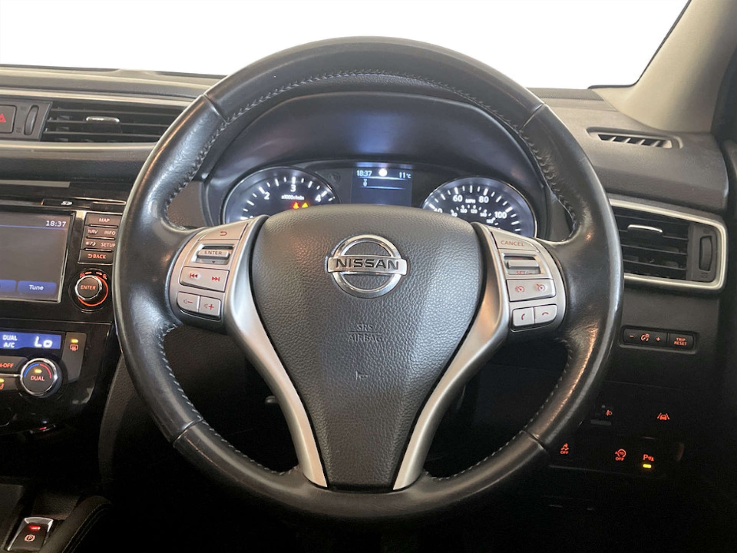 Used Nissan Qashqai 2016 for sale - 77185850: Photo 17