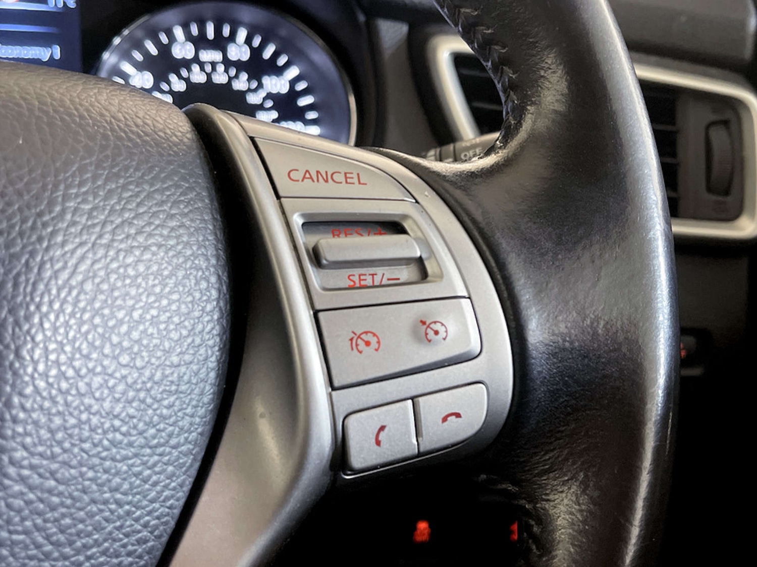 Used Nissan Qashqai 2016 for sale - 77185850: Photo 20