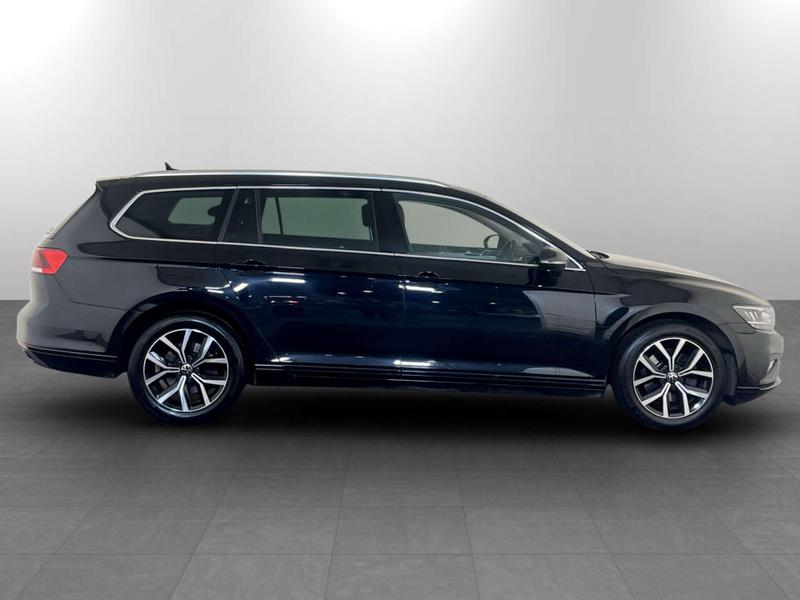 Used Volkswagen Passat 2023 for sale - 77152208: Photo 11