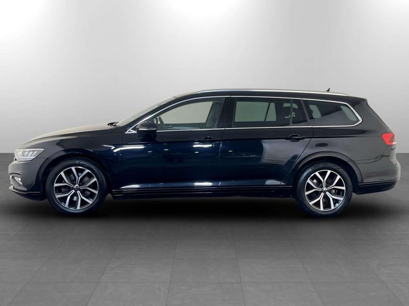 Used Volkswagen Passat 2023 for sale - 77152208: Photo 7