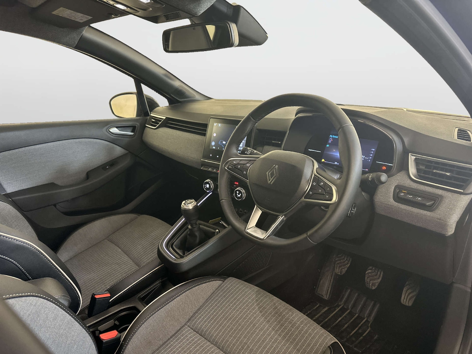 Used Renault Clio 2024 for sale - 78091346: Photo 15