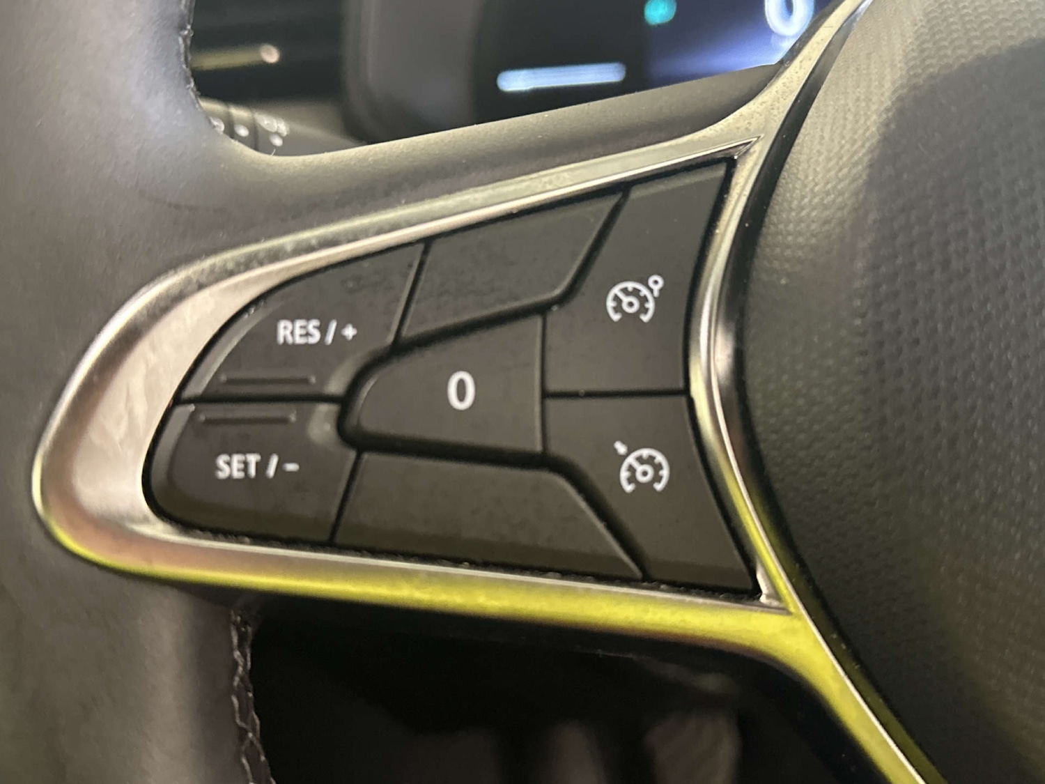 Used Renault Clio 2024 for sale - 78091346: Photo 17