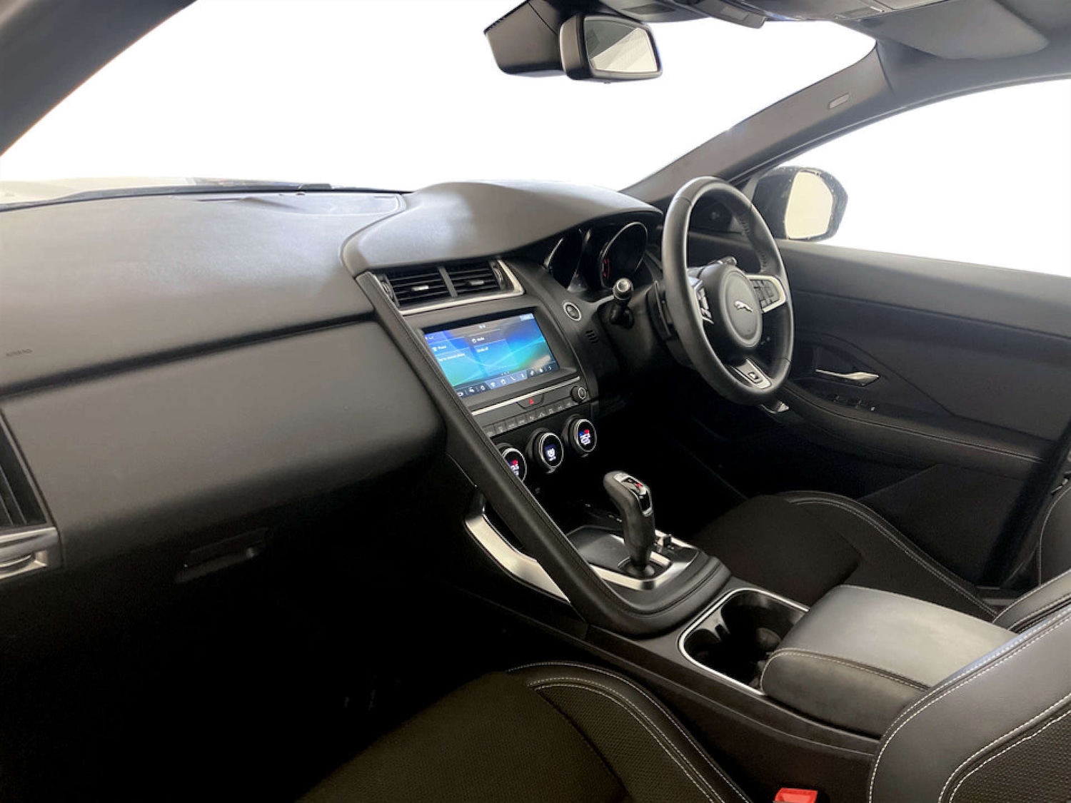 Used Jaguar E-Pace 2019 for sale - 77259105: Photo 12