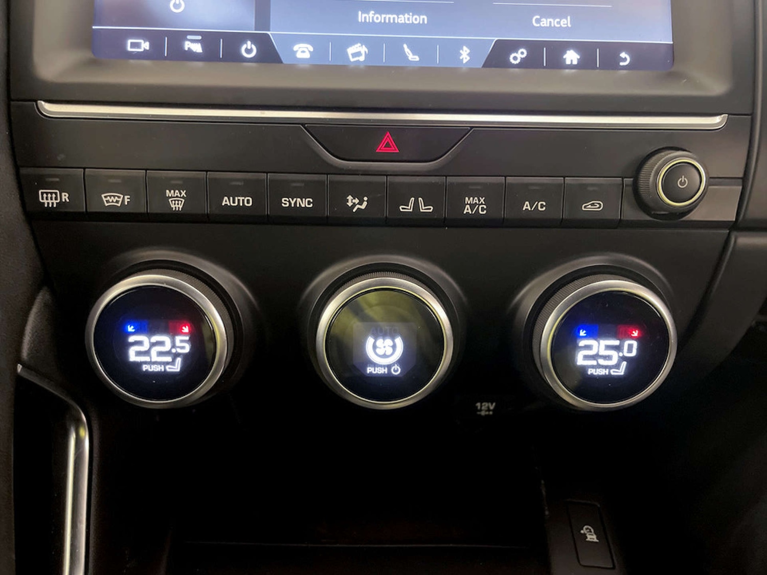 Used Jaguar E-Pace 2019 for sale - 77259105: Photo 24