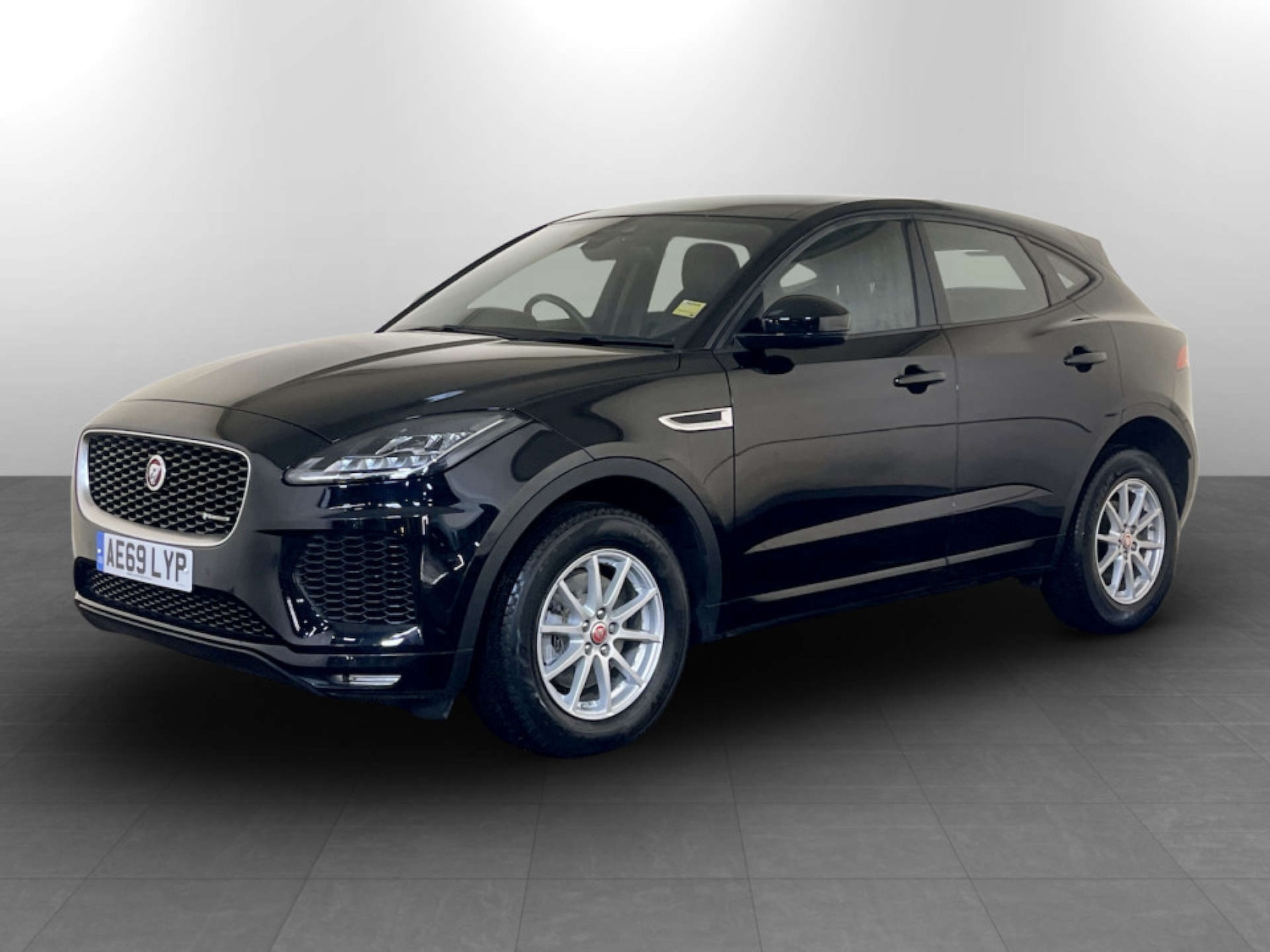 Used Jaguar E-Pace 2019 for sale - 77259105: Photo 6