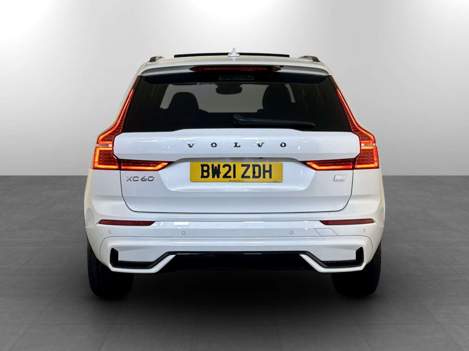 Used Volvo XC60 2021 for sale - 77185988: Photo 9