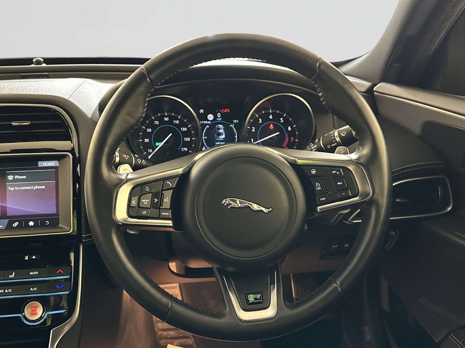 Used Jaguar XE 2018 for sale - 78122996: Photo 16