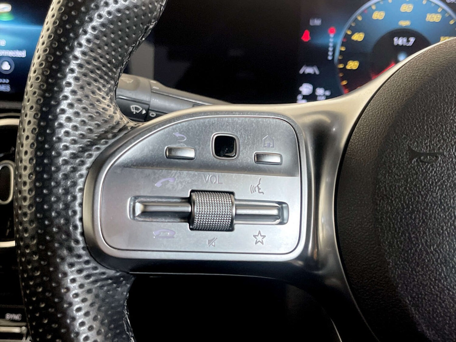 Used Mercedes-Benz CLA 2019 for sale - 77469999: Photo 16