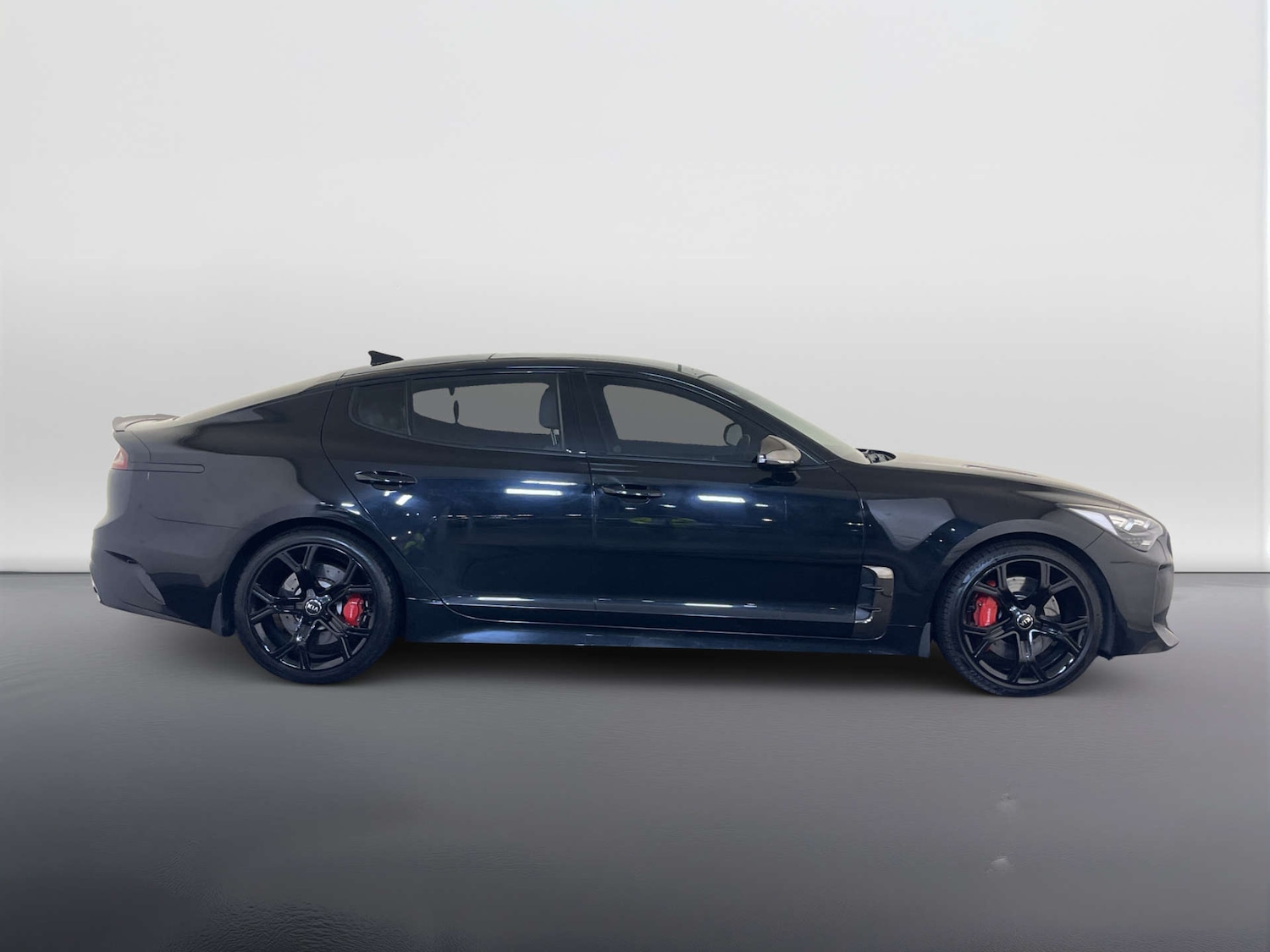 Used Kia Stinger 2018 for sale - 78066742: Photo 11