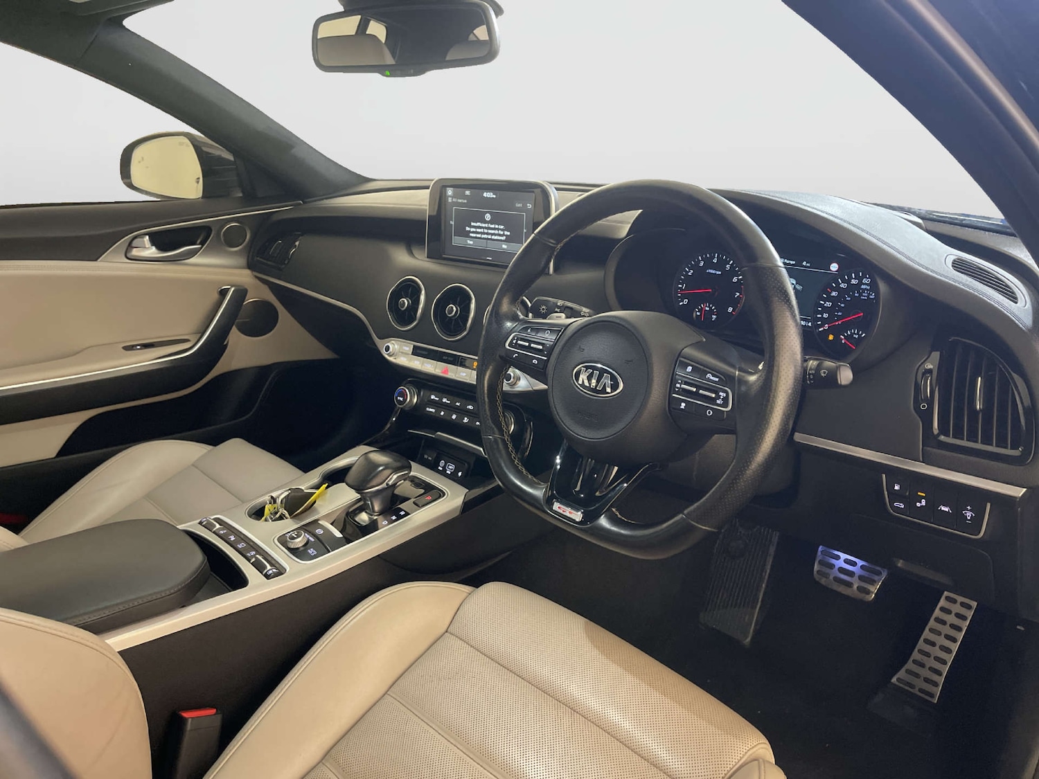 Used Kia Stinger 2018 for sale - 78066742: Photo 15