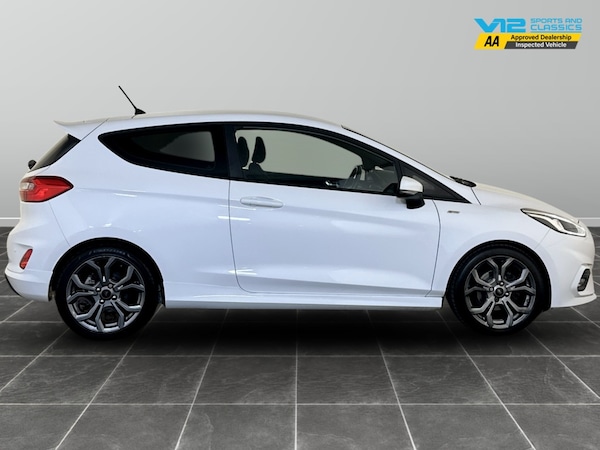Used Ford Fiesta 2018 for sale - 75714115: Photo 11