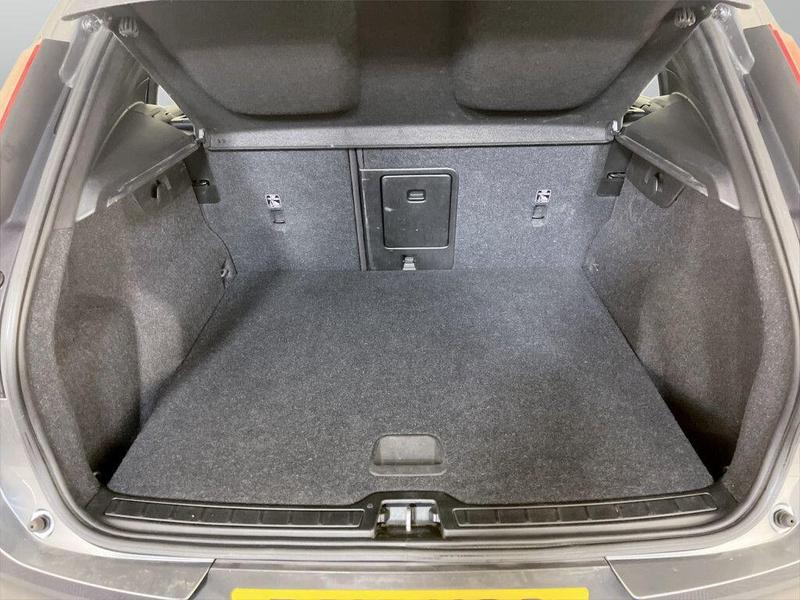 Used Volvo XC40 2018 for sale - 76685014: Photo 15