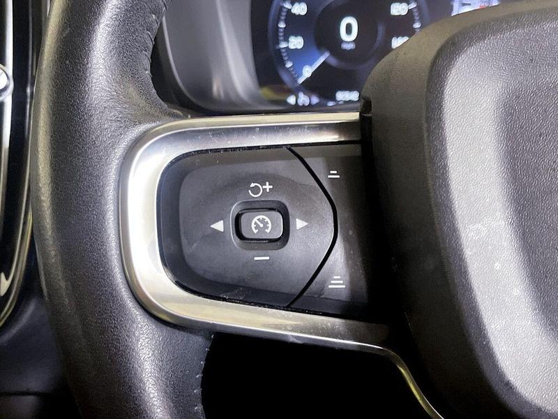 Used Volvo XC40 2018 for sale - 76685014: Photo 18