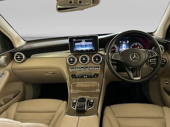 Used Mercedes-Benz GLC 2018 for sale - 79430755: Photo
