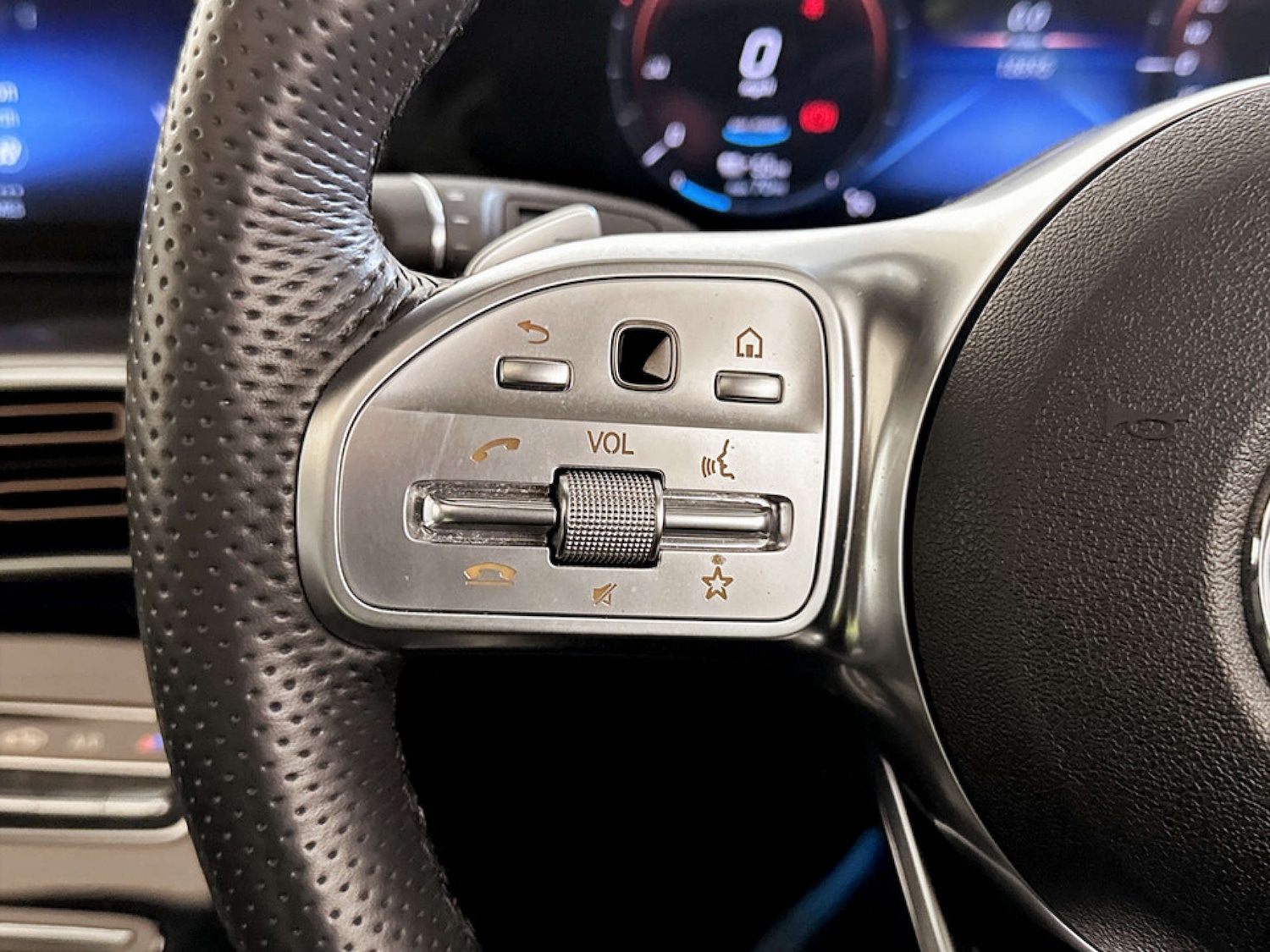 Used Mercedes-Benz EQC 2023 for sale - 77594867: Photo 18