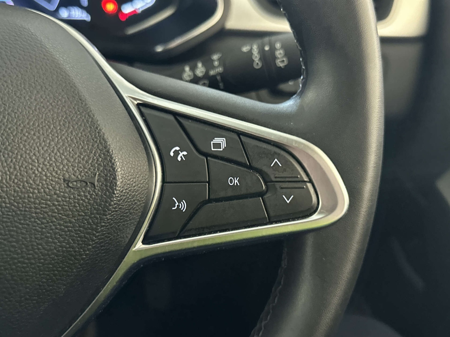 Used Renault Captur 2022 for sale - 77984215: Photo 19