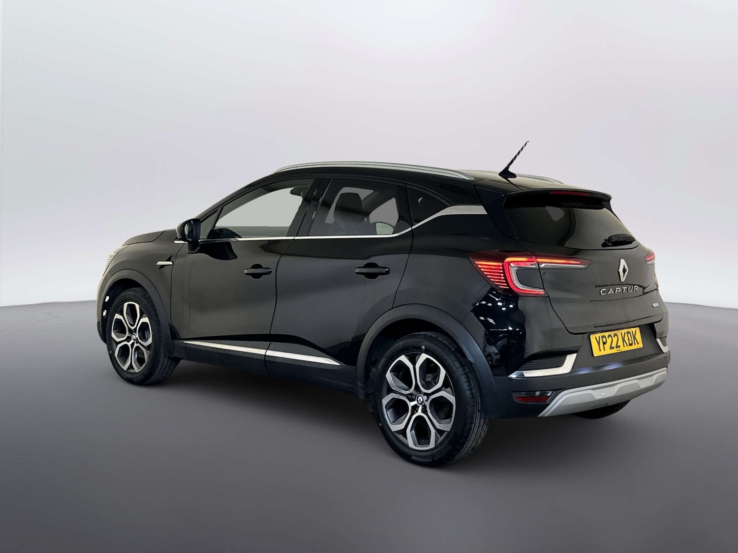 Used Renault Captur 2022 for sale - 77984215: Photo 8