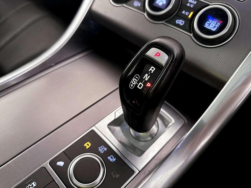 Used Land Rover Range Rover Sport 2017 for sale - 77063936: Photo 27
