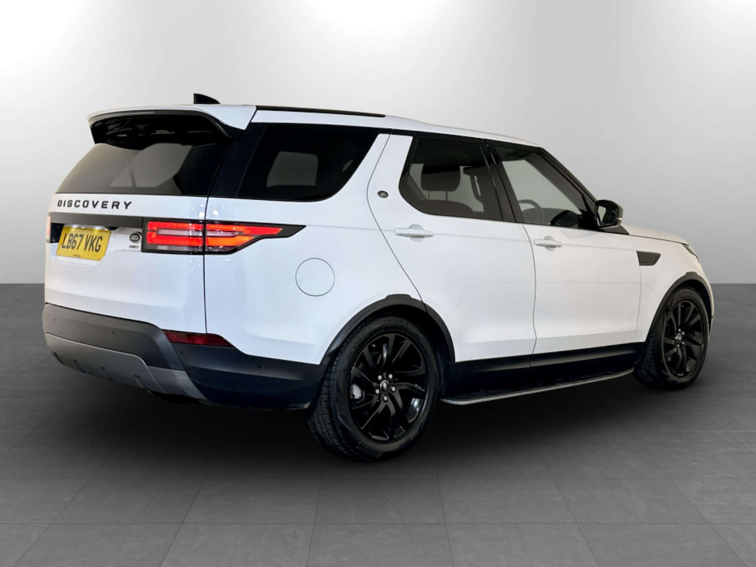 Used Land Rover Discovery 2018 for sale - 77745428: Photo 10