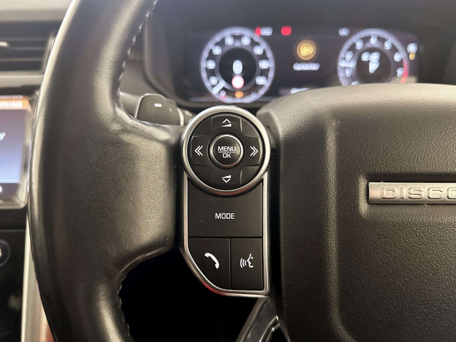 Used Land Rover Discovery 2018 for sale - 77745428: Photo 18