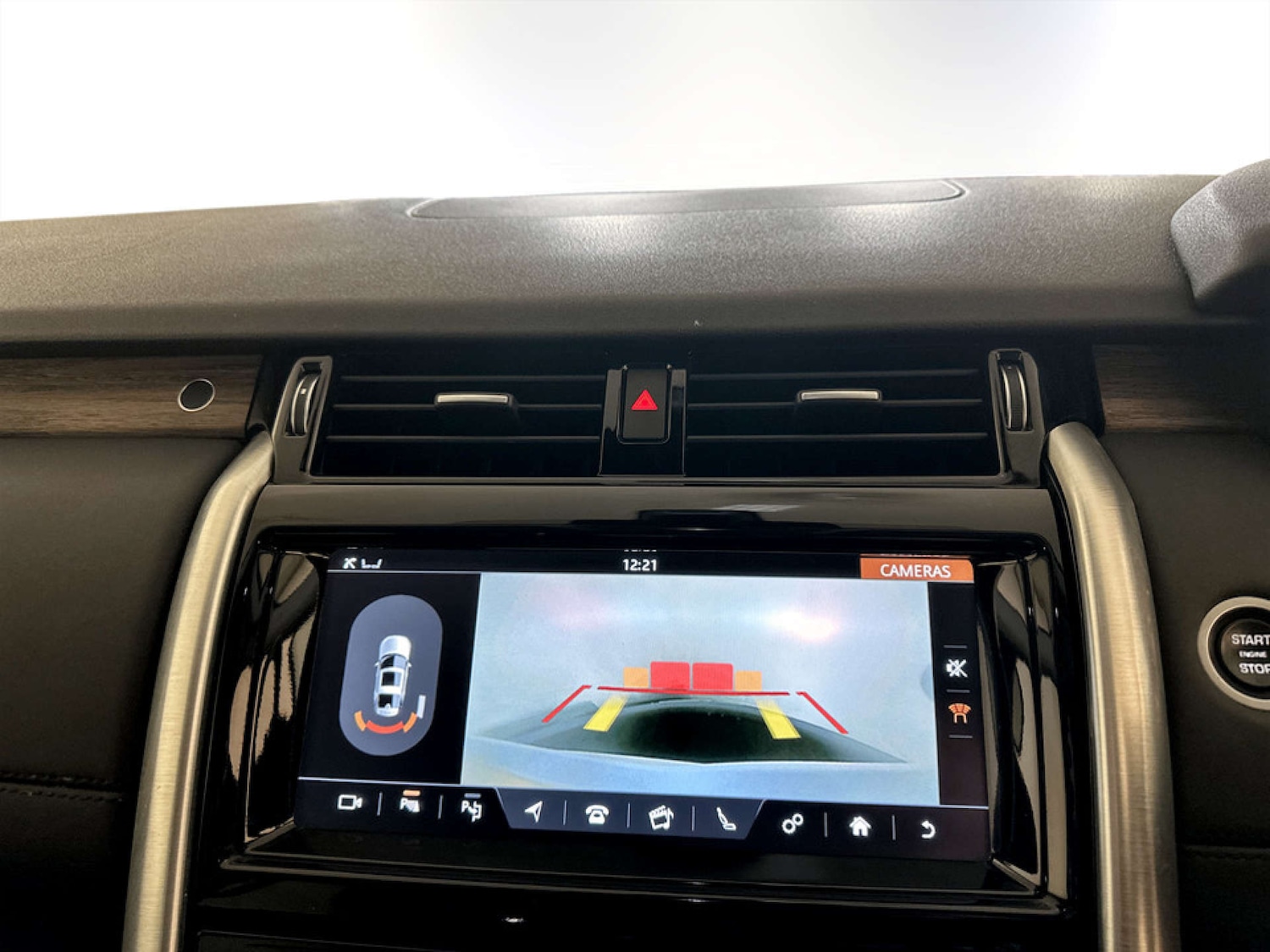 Used Land Rover Discovery 2018 for sale - 77745428: Photo 21