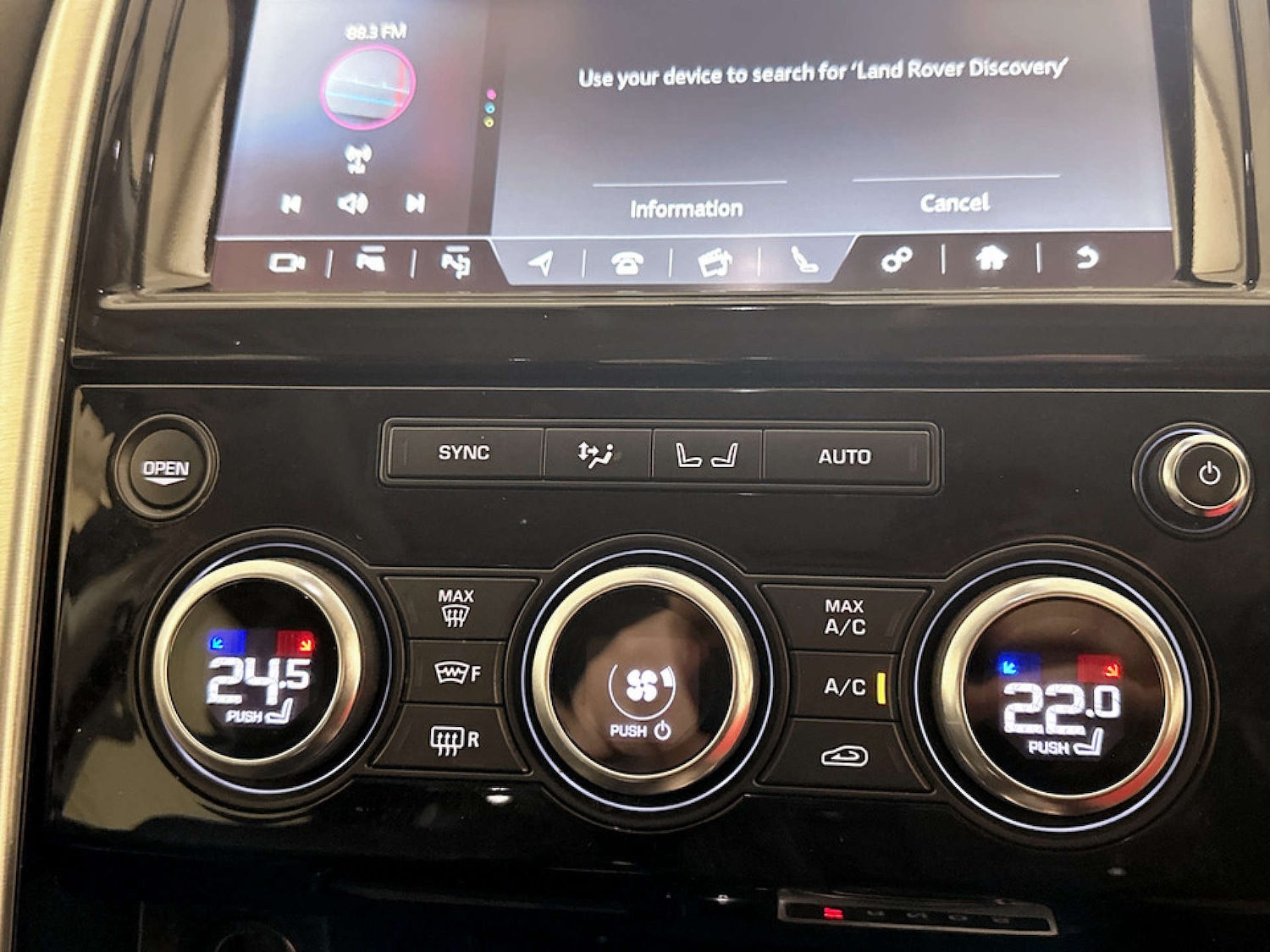 Used Land Rover Discovery 2018 for sale - 77745428: Photo 26