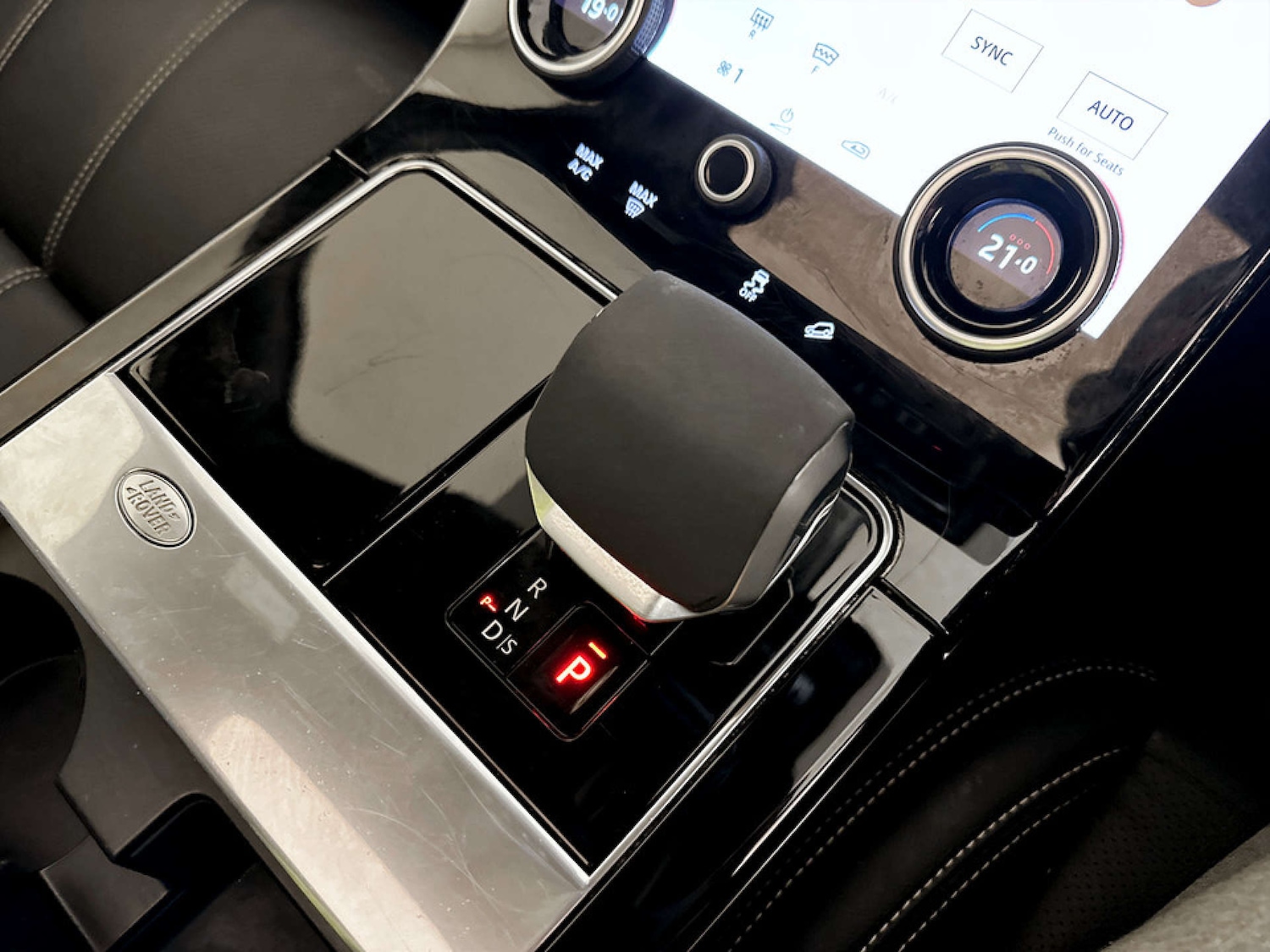 Used Land Rover Range Rover Velar 2022 for sale - 77185734: Photo 28