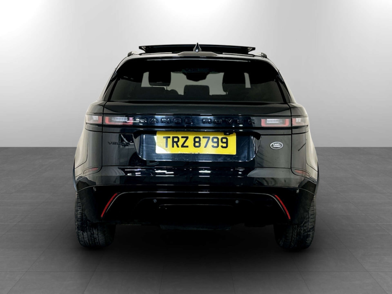 Used Land Rover Range Rover Velar 2022 for sale - 77185734: Photo 9