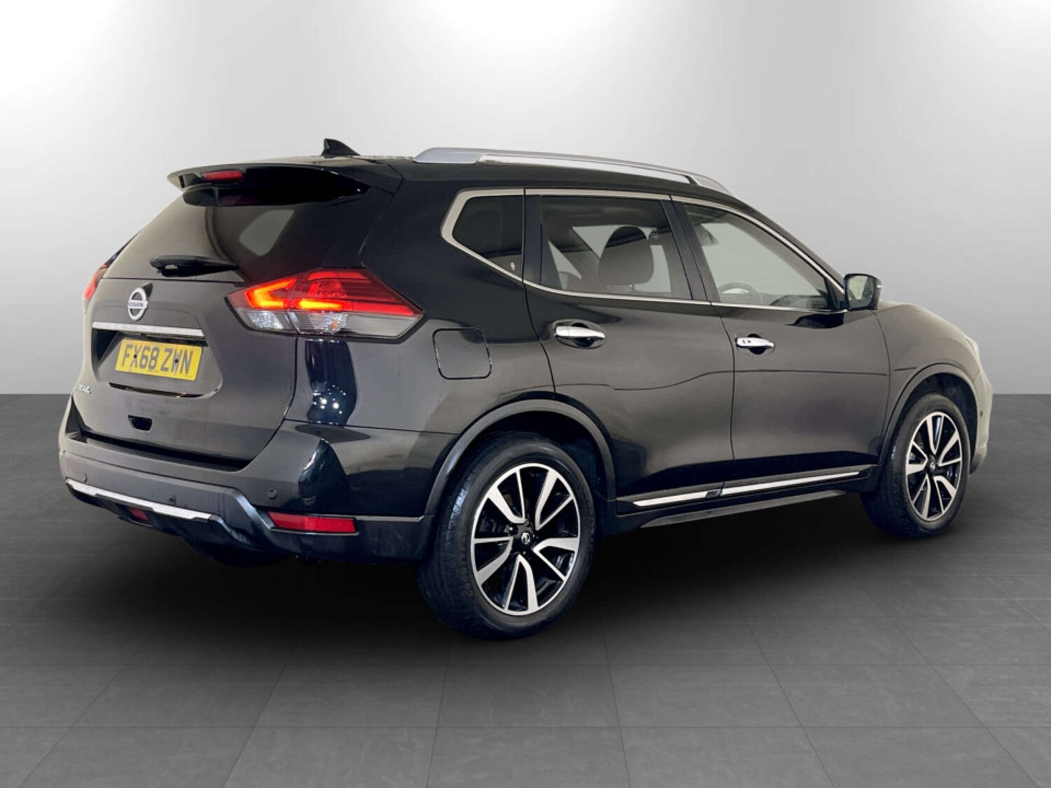 Used Nissan X-Trail 2018 for sale - 77523399: Photo 10