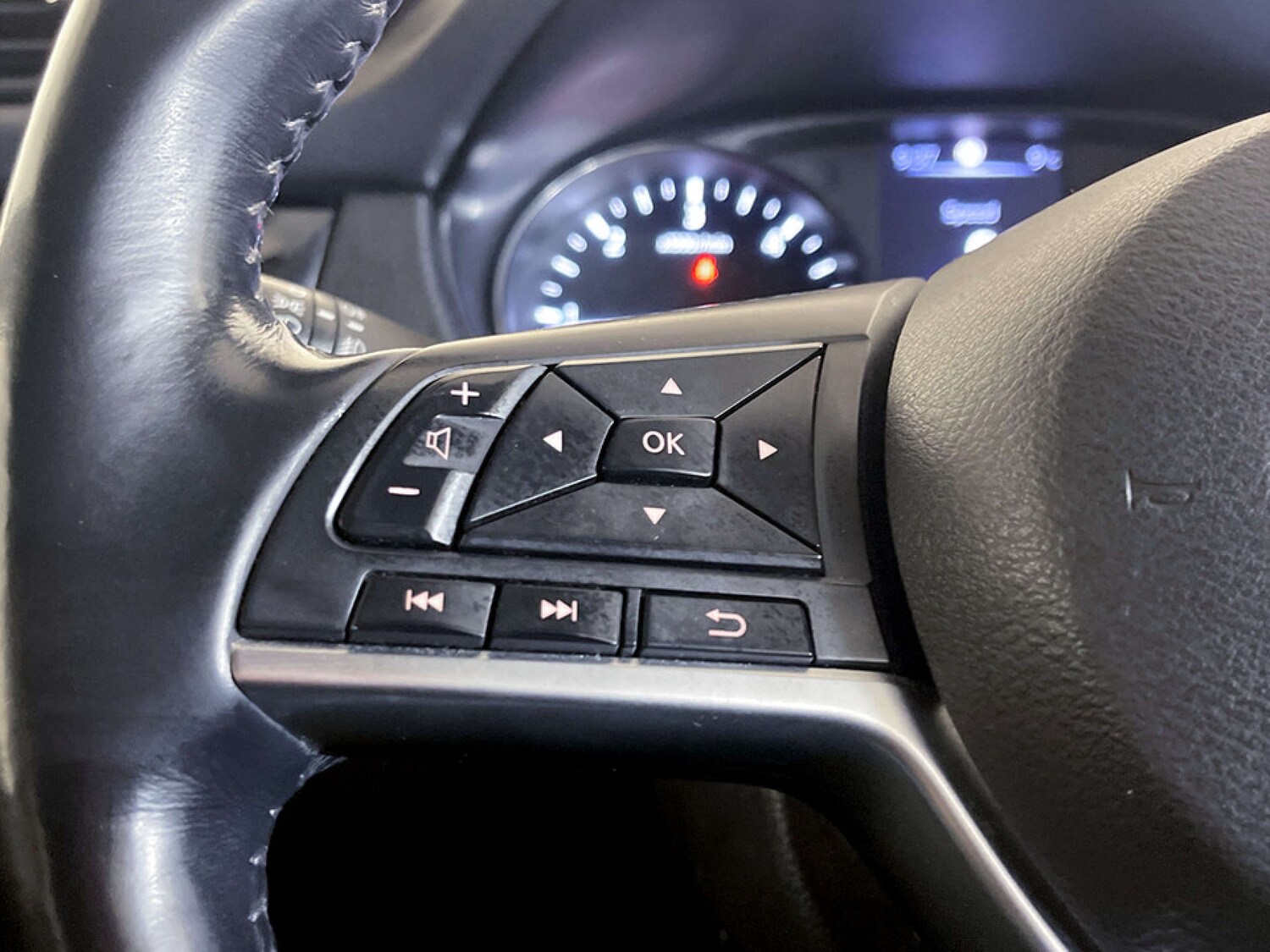 Used Nissan X-Trail 2018 for sale - 77523399: Photo 17