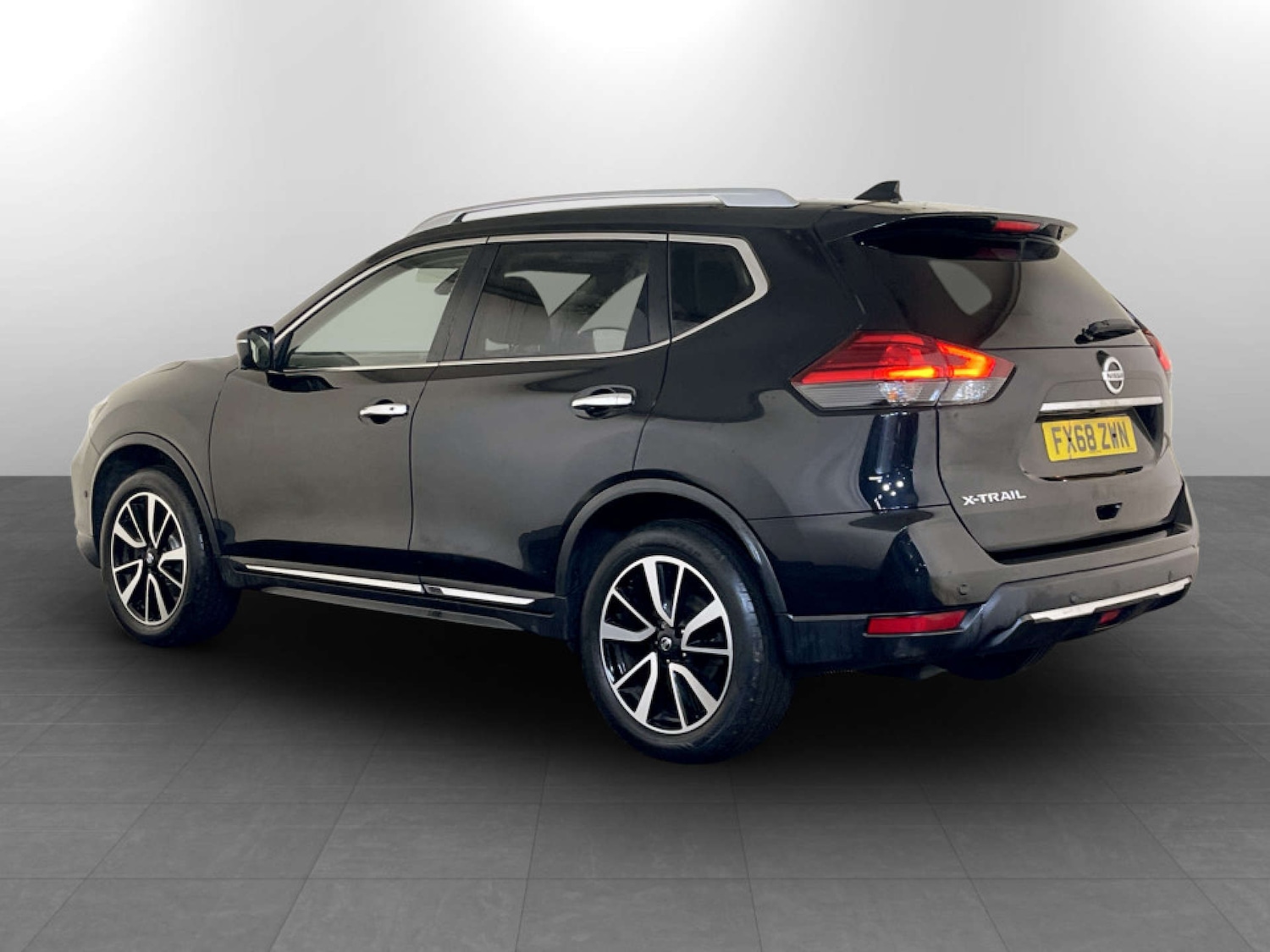 Used Nissan X-Trail 2018 for sale - 77523399: Photo 8