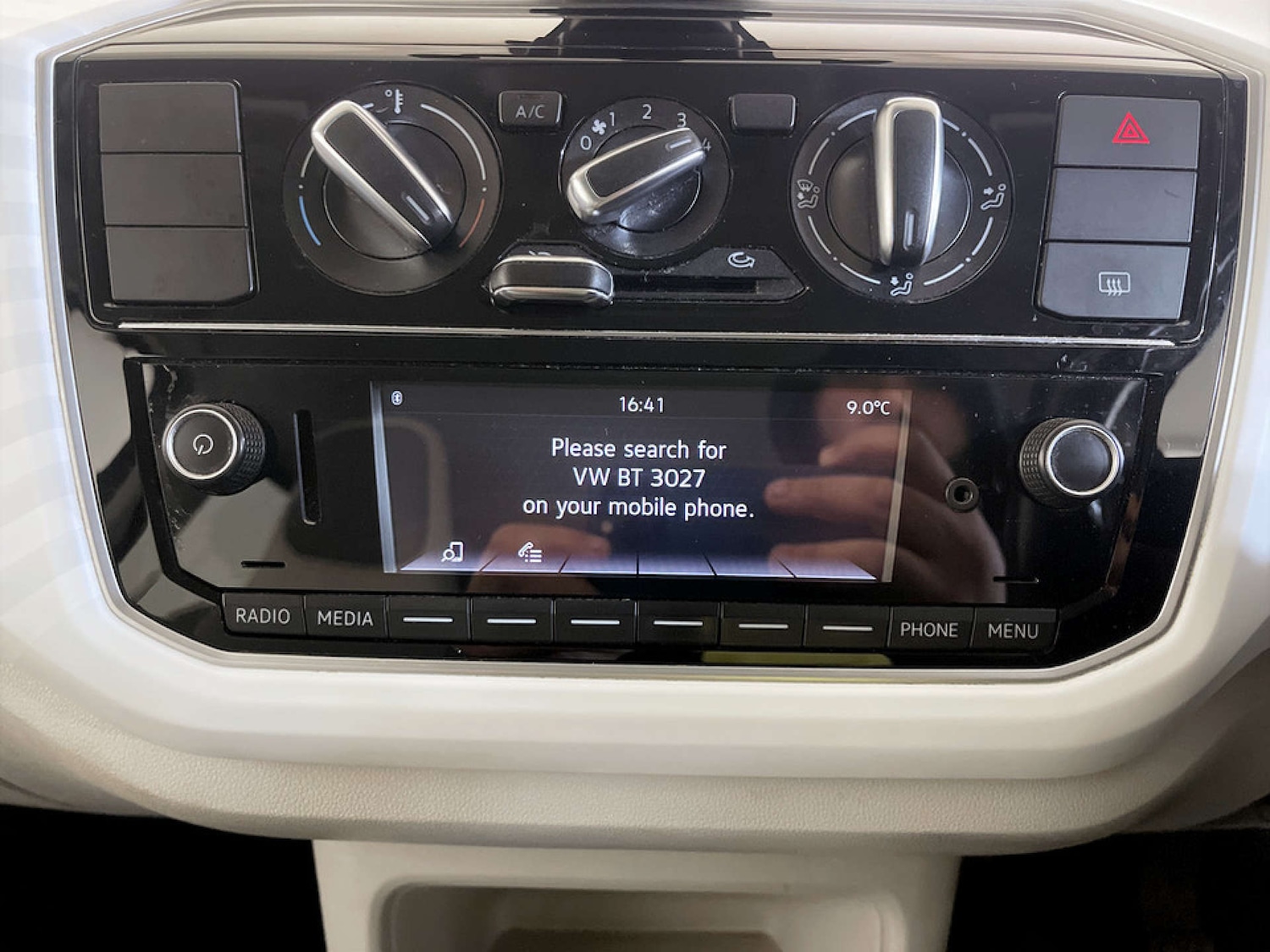 Used Volkswagen up! 2016 for sale - 77185942: Photo 21