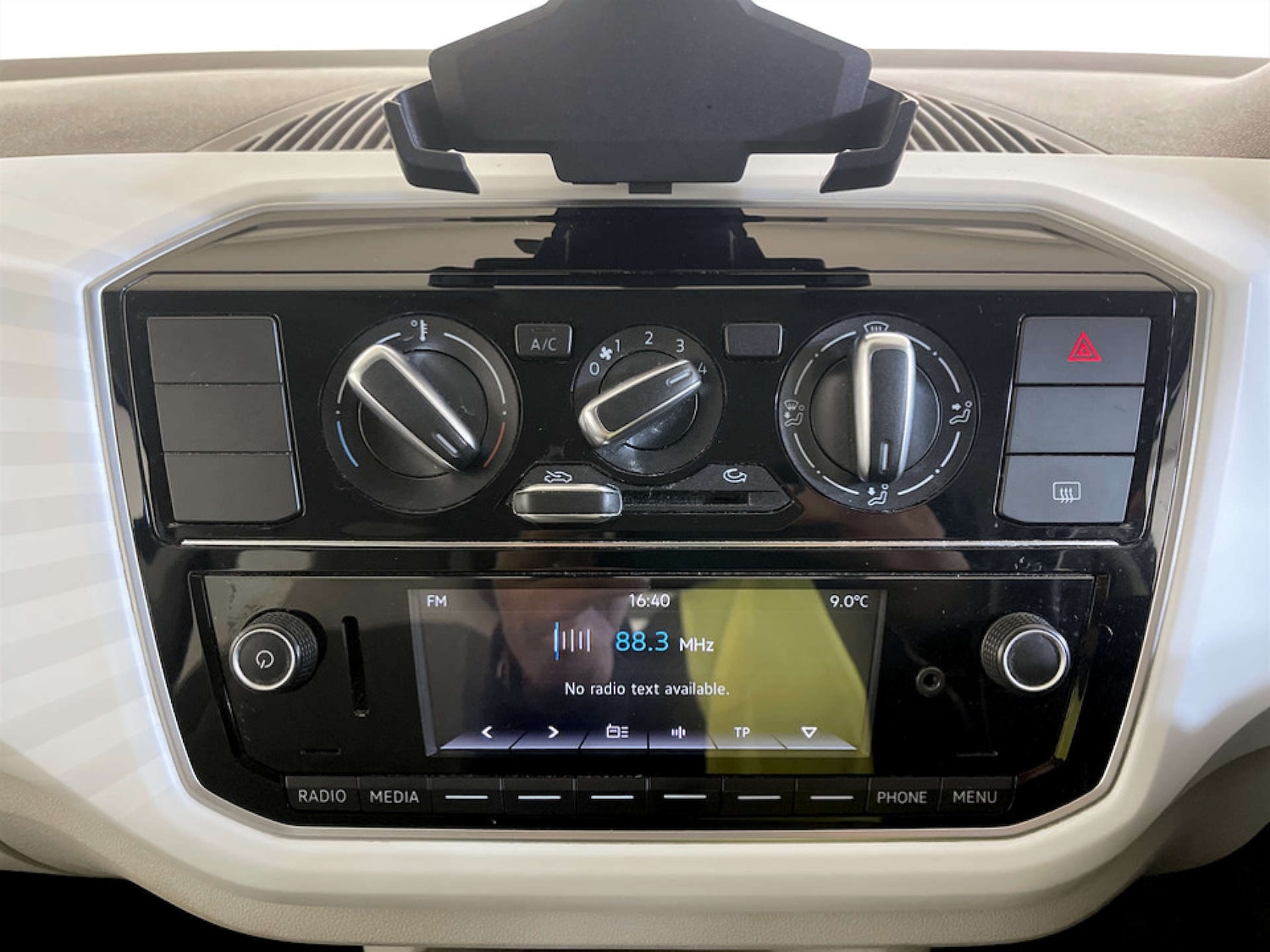 Used Volkswagen up! 2016 for sale - 77185942: Photo 22