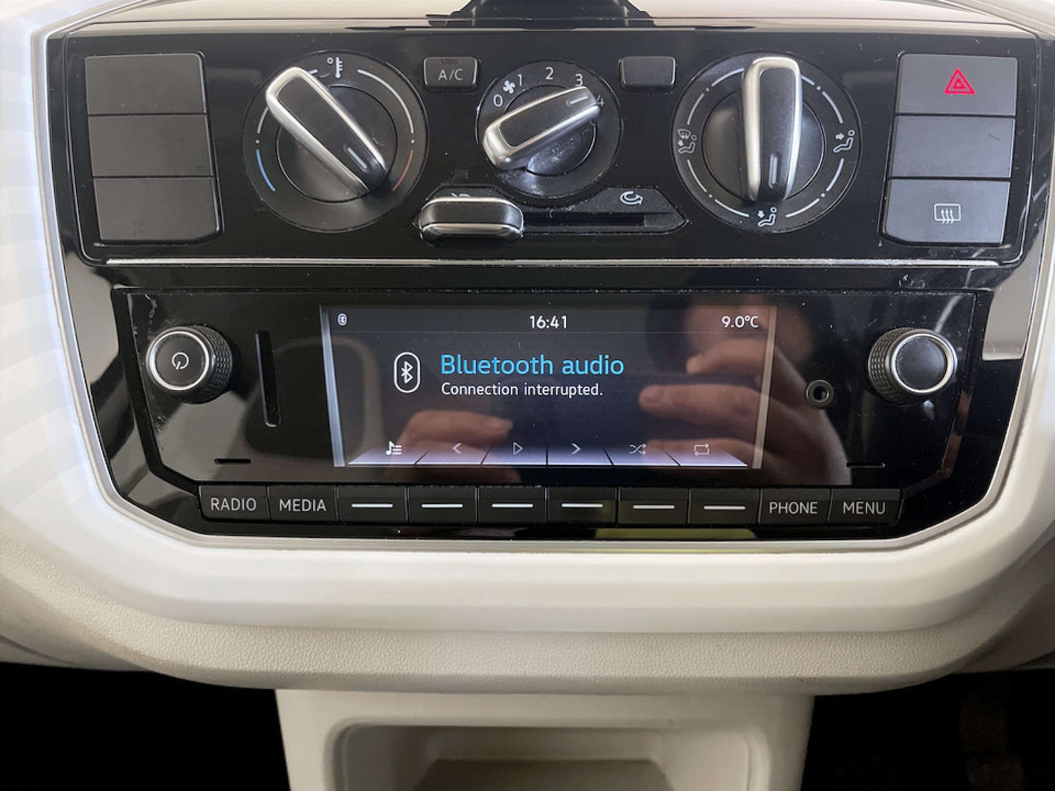 Used Volkswagen up! 2016 for sale - 77185942: Photo 24