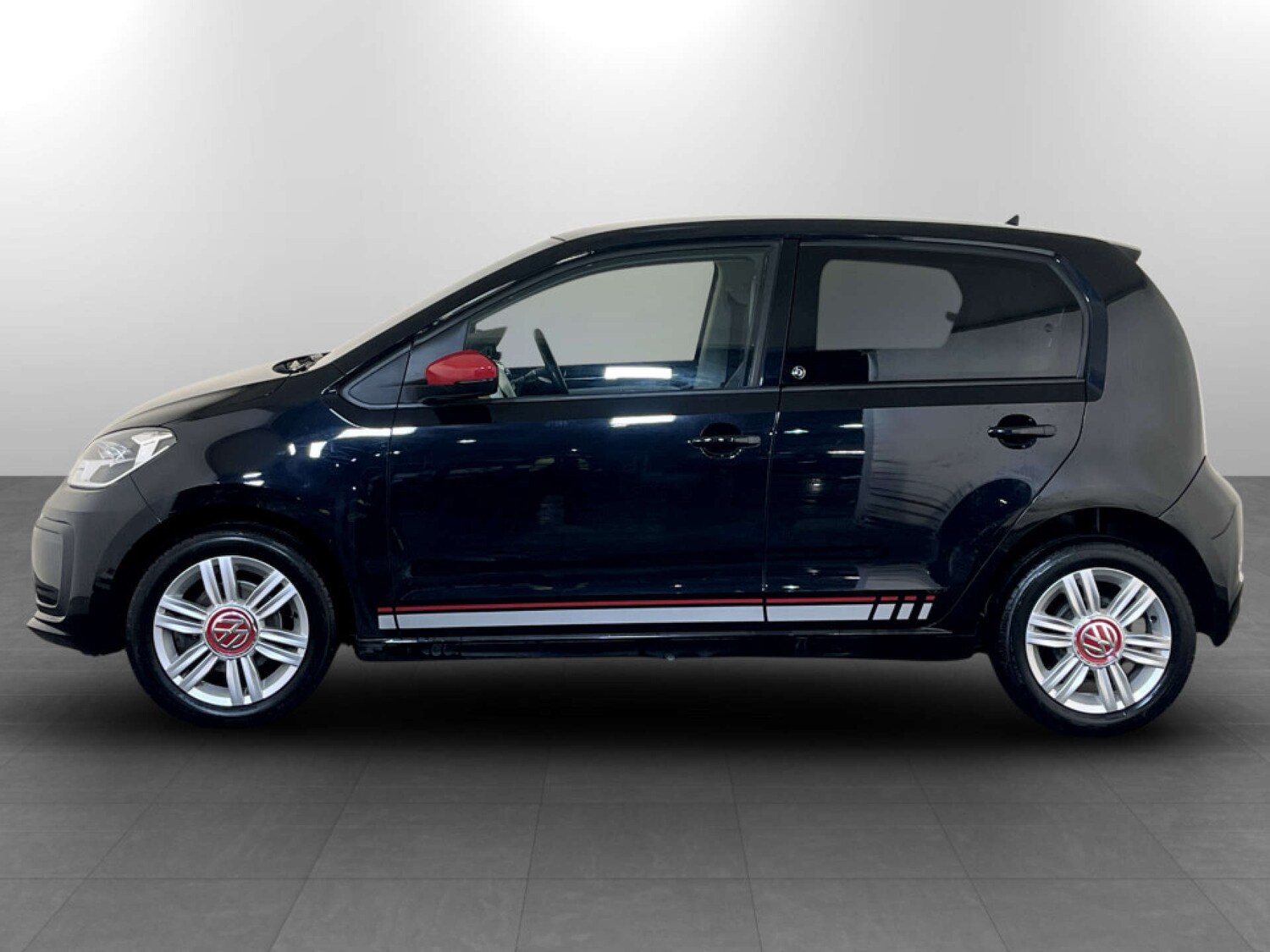 Used Volkswagen up! 2016 for sale - 77185942: Photo 7