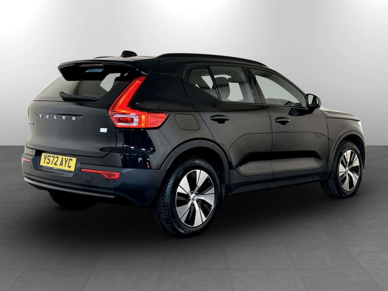 Used Volvo XC40 2023 for sale - 77581168: Photo 10