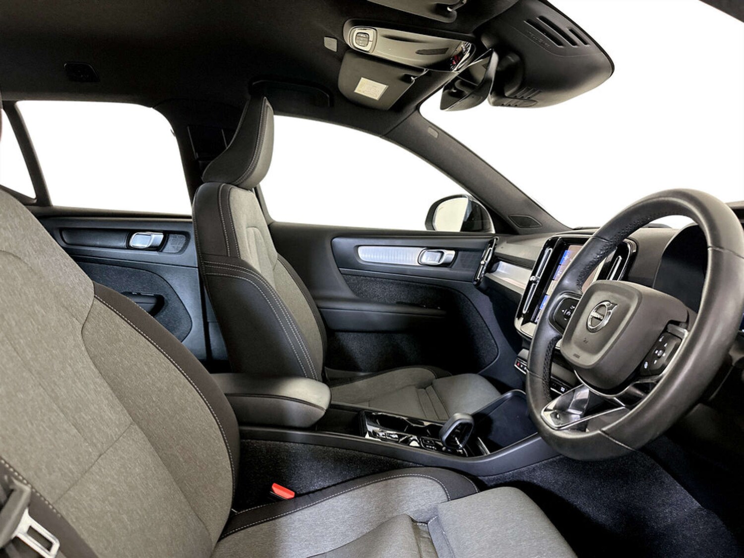 Used Volvo XC40 2023 for sale - 77581168: Photo 13